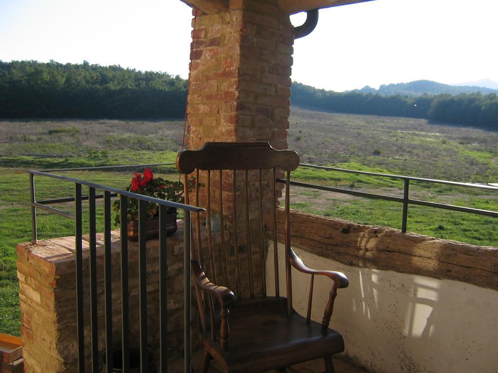 Agriturismo Il Casalino Pari Exterior foto