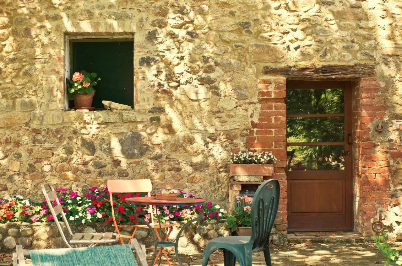 Agriturismo Il Casalino Pari Exterior foto